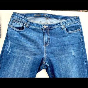 Kut from the Kloth Boyfriend Jeans size 18w